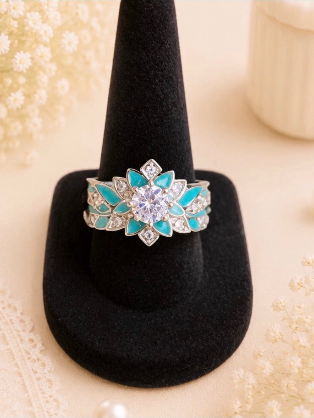 Turquoise Silver Tone Fashion Ring With Sparkling Clear Center Stone Size 7